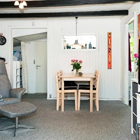 Hébergement de vacances Alluring Holiday In Gren With Carport